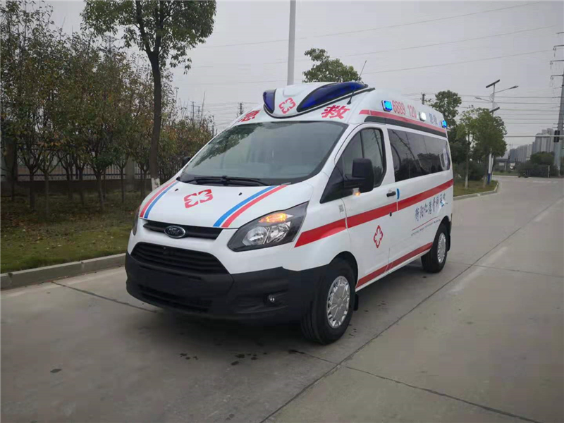 福特V362(柴油版)高配监护型救护车