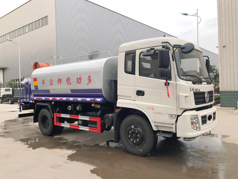 东风专底12方喷雾抑尘车