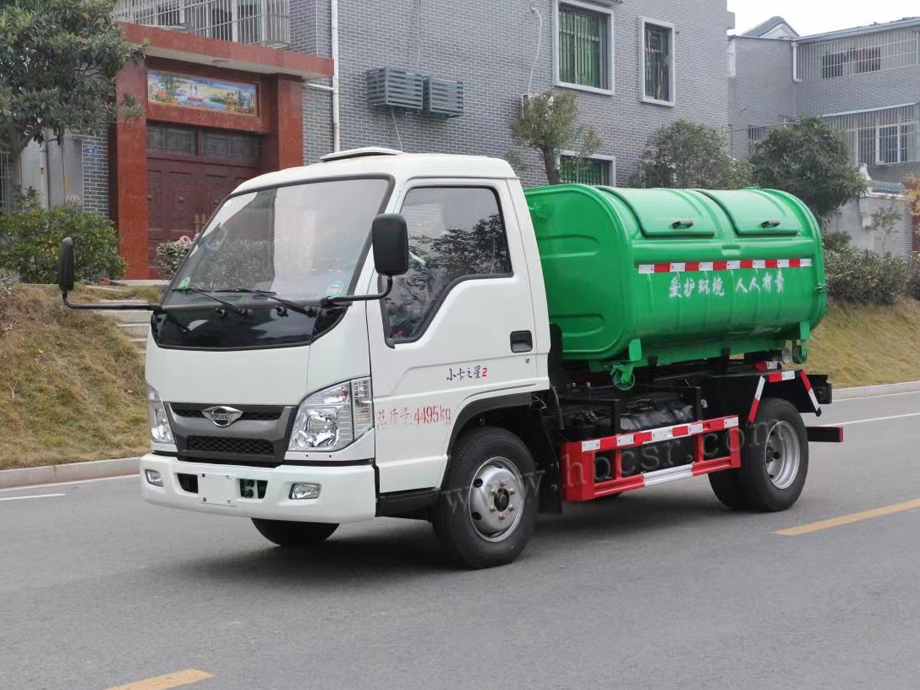 福田小卡3-4方勾臂垃圾车