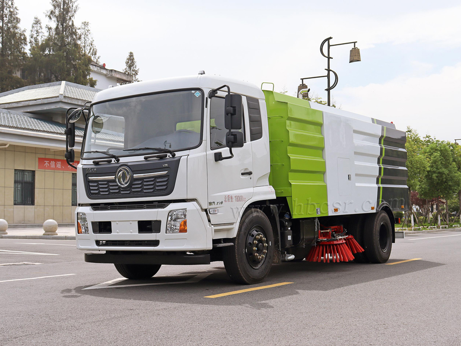 东风天锦扫路车（4水8尘）